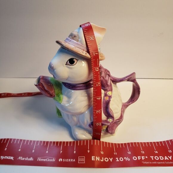 Brinn's White Bunny Rabbit Teapot - Picture 9 of 10